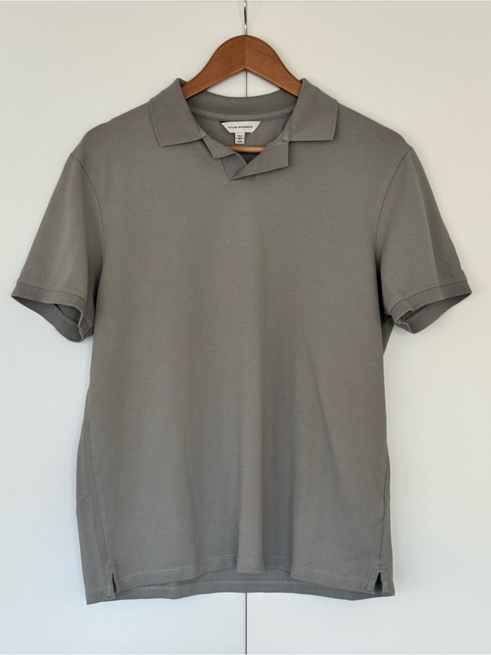 Club Monaco Johnny‑Collar Polo – Light Grey (Size M)